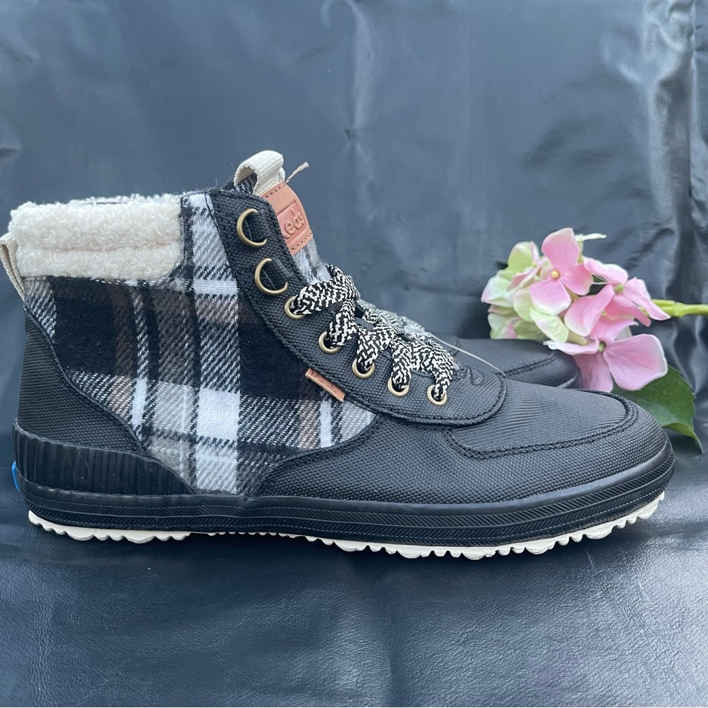 Keds Scout III boots Women Sz 8.5 Black 
Shearling Madras Plaid Ankle Duck